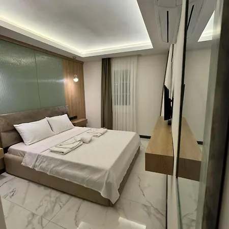 Ydora Luxury Hotel *